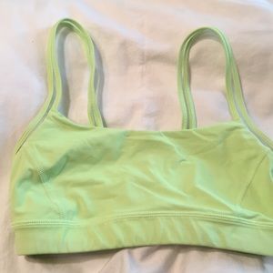 lululemon sports bra